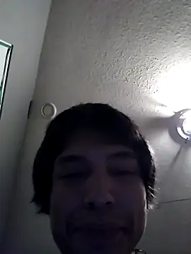 Snapshot of jaydon71 chatting on 06-17-26, 04:37 jaydon71 online show from 06-17-26, 04:37