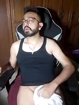 freakkydessi online show from 07-01-26, 12:01