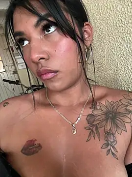 Snapshot of sophiagomezx chatting on 06-23-26, 05:55 sophiagomezx online show from 06-23-26, 05:55