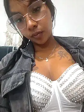 Snapshot of sophiagomezx chatting on 07-11-26, 09:38 sophiagomezx online show from 07-11-26, 09:38