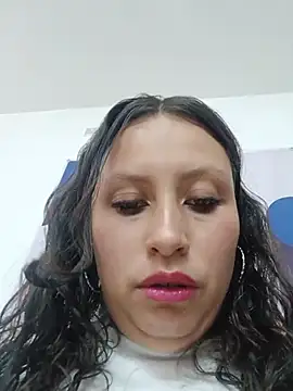 Snapshot of LIA--23 chatting on 08-03-26, 01:05 LIA--23 online show from 08-03-26, 01:05