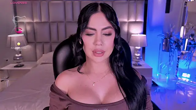 Snapshot of SabrinaMontclair chatting on 07-24-26, 10:41 SabrinaMontclair online show from 07-24-26, 10:41