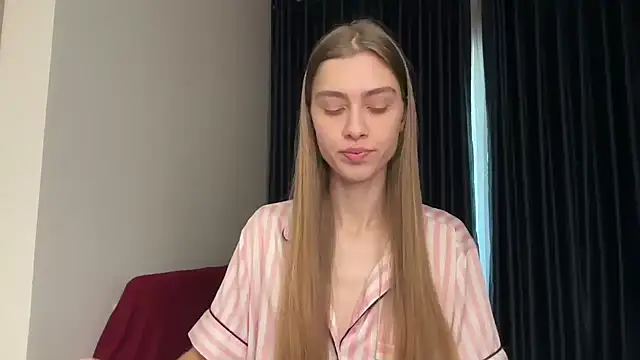 Snapshot of veravis chatting on 06-19-26, 11:41 veravis online show from 06-19-26, 11:41
