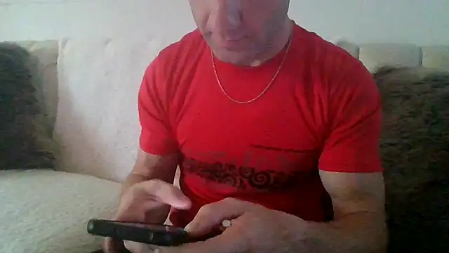 Snapshot of HotStraightDude chatting on 06-18-26, 03:05 HotStraightDude online show from 06-18-26, 03:05