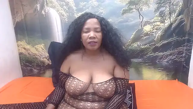 Snapshot of CURVYELEGANCExxx chatting on 07-11-26, 03:31 CURVYELEGANCExxx online show from 07-11-26, 03:31