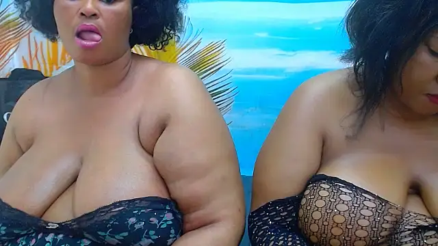 Snapshot of CURVYELEGANCExxx chatting on 07-19-26, 01:37 CURVYELEGANCExxx online show from 07-19-26, 01:37