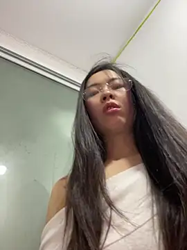 Snapshot of xiaojiao520 chatting on 06-28-26, 05:19 xiaojiao520 online show from 06-28-26, 05:19