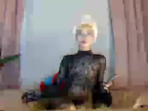 Snapshot of forthydoll chatting on 07-12-26, 05:53 forthydoll online show from 07-12-26, 05:53