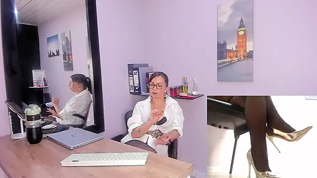 Snapshot of Greta_Borbon_ chatting on 07-15-26, 12:21 Greta Borbon online show from 07-15-26, 12:21