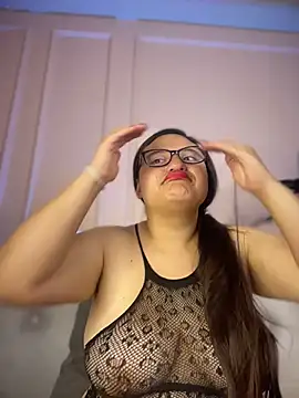 Snapshot of LuisAny chatting on 08-07-26, 04:03 LuisAny online show from 08-07-26, 04:03