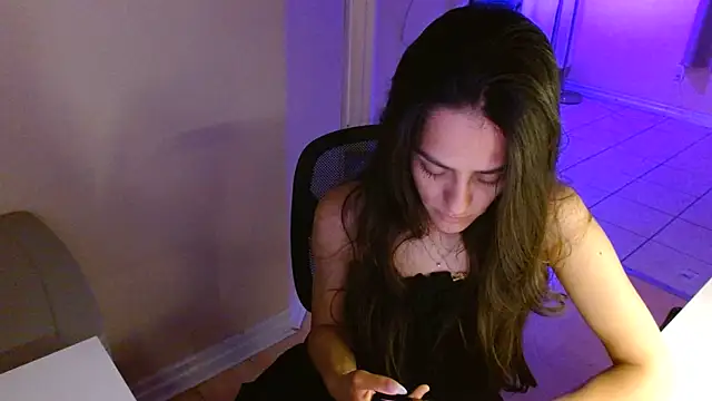 VeronicaBabygirll online show from 06-18-26, 04:46