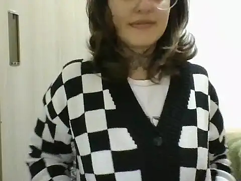 cathyfire online show from 06-18-26, 08:02