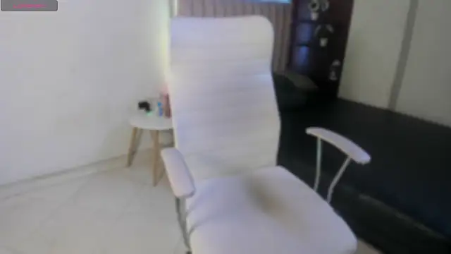 Snapshot of lulu_park chatting on 06-19-26, 06:34 lulu park online show from 06-19-26, 06:34