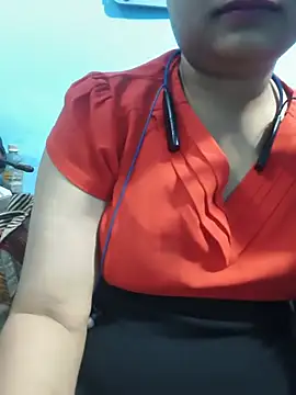 sexy-pari8 online show from 06-20-26, 06:44