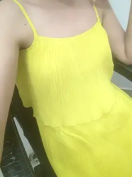 sushmita0 online show from 06-26-26, 01:48