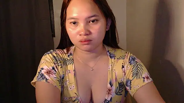 Snapshot of Fhwilloughbyxx chatting on 07-27-26, 02:46 Fhwilloughbyxx online show from 07-27-26, 02:46