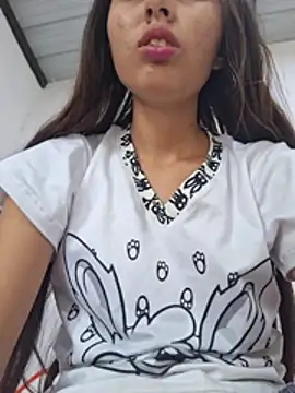 Snapshot of Khelmi chatting on 08-03-26, 01:16 Khelmi online show from 08-03-26, 01:16