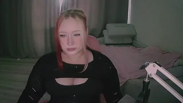 FlameFawn online show from 06-19-26, 07:56