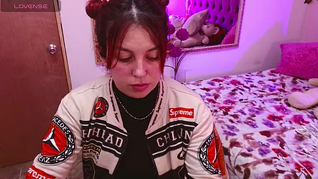 Megan  02 online show from 07-29-26, 11:03