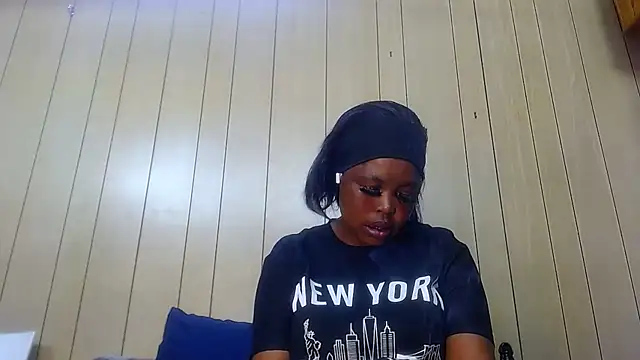 Snapshot of spicykittyy chatting on 07-17-26, 09:38 spicykittyy online show from 07-17-26, 09:38