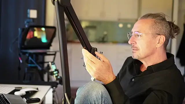 Snapshot of somaticeros chatting on 07-08-26, 08:02 somaticeros online show from 07-08-26, 08:02
