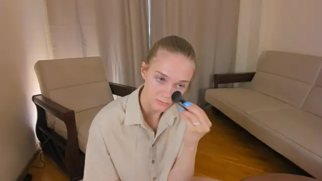 FemMantis online show from 06-26-26, 07:13