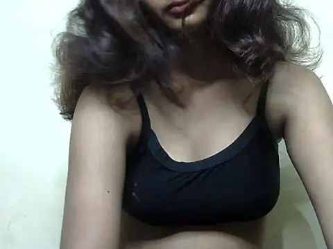 Snapshot of sayana_shrma chatting on 06-22-26, 03:25 sayana shrma online show from 06-22-26, 03:25