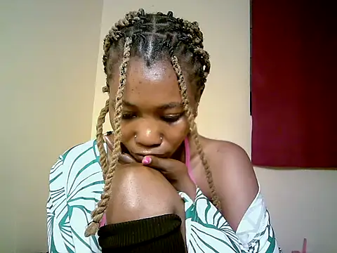 Snapshot of Snow_eye chatting on 07-28-26, 03:21 Snow eye online show from 07-28-26, 03:21