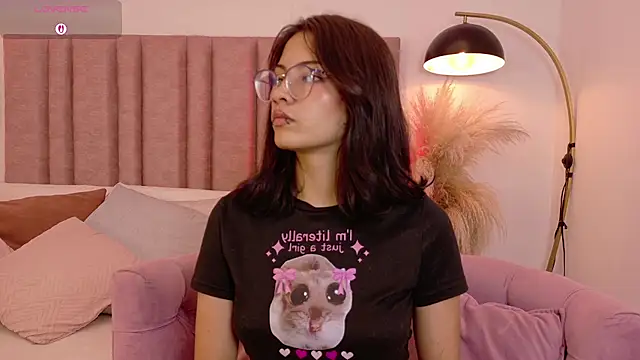 Lily beth  online show from 06-25-26, 01:26