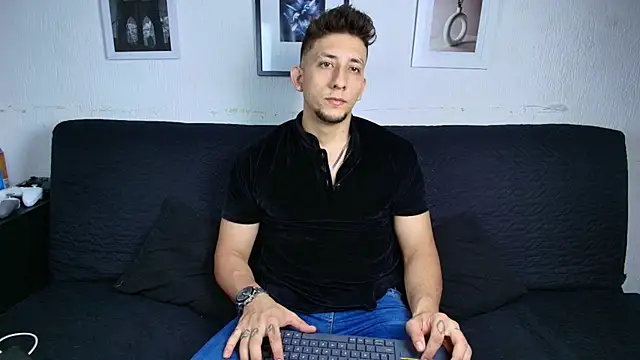Sr Maykol online show from 07-22-26, 04:37