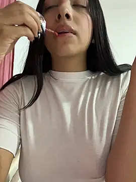 cherry skinnyy  online show from 06-26-26, 01:10