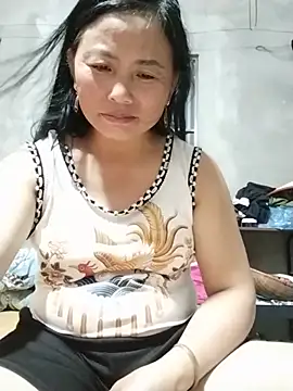 Snapshot of whatmes chatting on 07-25-26, 02:14 whatmes online show from 07-25-26, 02:14