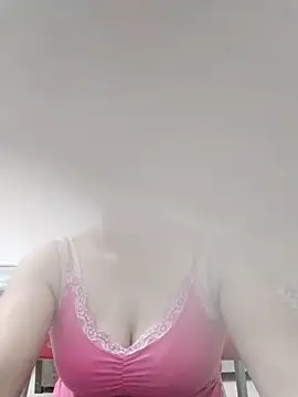 Snapshot of Rri_hot chatting on 06-22-26, 12:02 Rri hot online show from 06-22-26, 12:02