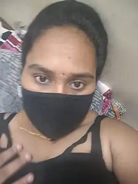 Snapshot of Lundpakadu chatting on 07-14-26, 01:06 Lundpakadu online show from 07-14-26, 01:06