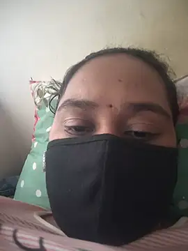 Snapshot of Lundpakadu chatting on 07-15-26, 06:18 Lundpakadu online show from 07-15-26, 06:18