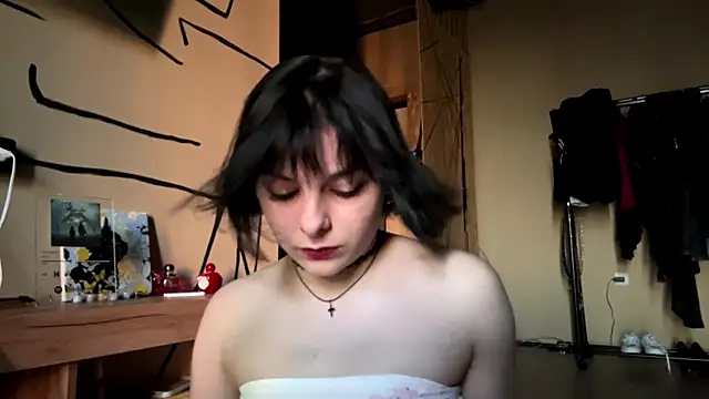 Reeegina online show from 06-23-26, 04:27