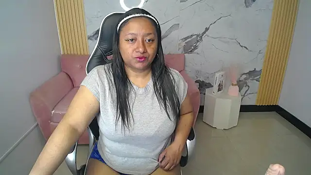 Alicia1 ch online show from 06-24-26, 03:05