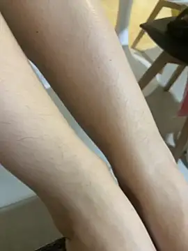 feetlilly online show from 06-22-26, 12:13