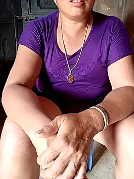 NyloveSquirt online show from 06-27-26, 08:41