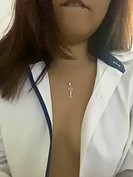 Snapshot of junn0697 chatting on 07-13-26, 06:49 junn0697 online show from 07-13-26, 06:49
