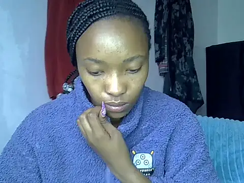 Snapshot of pretty_jaz chatting on 07-10-26, 05:56 pretty jaz online show from 07-10-26, 05:56