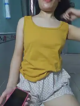 Snapshot of cherry_chjan chatting on 07-27-26, 03:46 cherry chjan online show from 07-27-26, 03:46