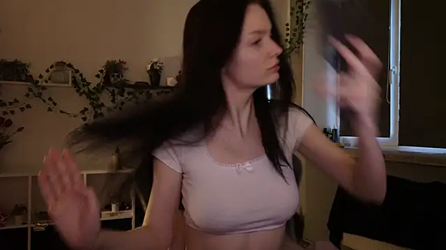 cute-anie online show from 07-02-26, 06:14