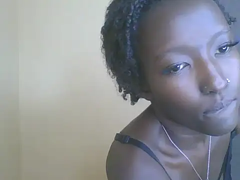 Snapshot of Keilay chatting on 07-07-26, 08:24 Keilay online show from 07-07-26, 08:24