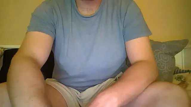 camcock2000 online show from 06-25-26, 08:46