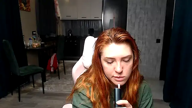 Reginasmilee online show from 04-09-26, 02:55