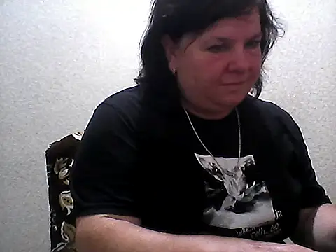 Snapshot of HannahAna39 chatting on 06-24-26, 06:51 HannahAna39 online show from 06-24-26, 06:51