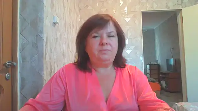 Snapshot of HannahAna39 chatting on 07-28-26, 04:27 HannahAna39 online show from 07-28-26, 04:27