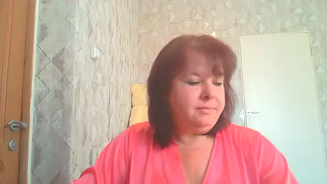 Snapshot of HannahAna39 chatting on 08-04-26, 05:10 HannahAna39 online show from 08-04-26, 05:10