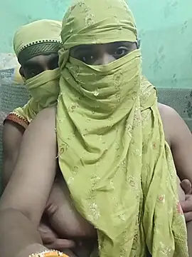 Snapshot of manirani_1 chatting on 07-14-26, 05:18 manirani 1 online show from 07-14-26, 05:18